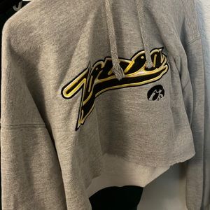 Iowa Hawkeyes Cropped Sweatshirt